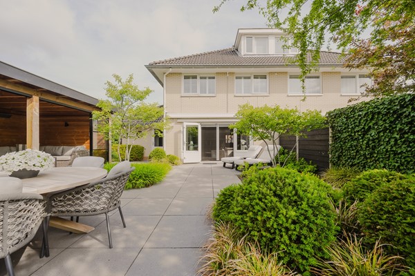 Medium property photo - Zuster Reichertstraat 15, 3207 GP Spijkenisse